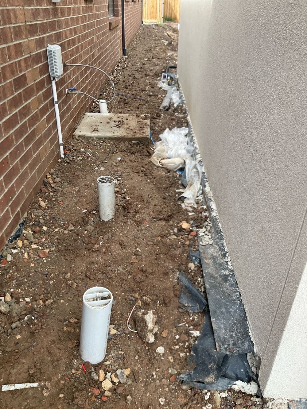 Ground and soil in Manor Lakes, Manor Lakes